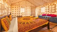 Royal Pavilion Camps Hotels in Sam