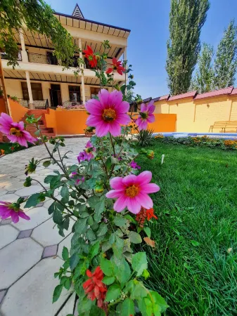 Зона отдых Apachi в горах ЧИМГАН