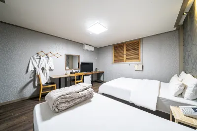 Asan Amour Hotels in 