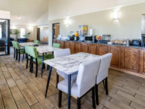 Super 8 by Wyndham Cheyenne WY Hotels in Cheyenne