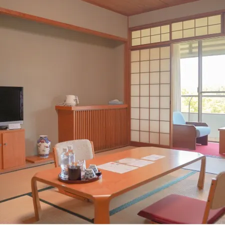 LAKE SIDE IRUKA Hotels in Inuyama