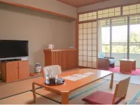 LAKE SIDE IRUKA