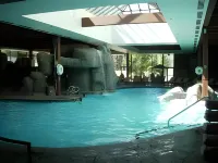 Bally's Lake Tahoe Casino Resort - piscina