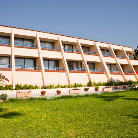 Napa Prince Hotel Apts