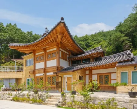 Gurye Deokyeongru Pension Hotels in Gurye