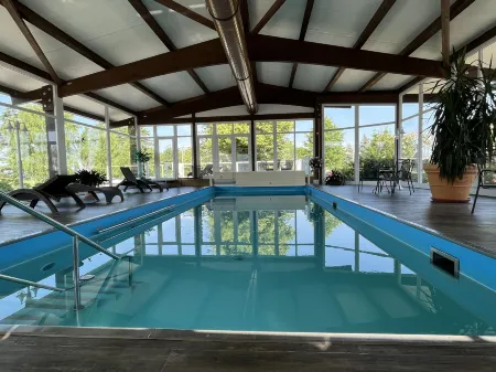 Erzeberg Отели в г. Бад-Эмсталь