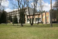 Zhmz Lesnoj Dvorik Sanatorium Hotel in zona Pamyatnik Pozharnaya Mashina