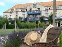 Eco-Domaine La Fontaine - HOTEL-SPA - 300 m Plage de la Fontaine aux Bretons - Wi-Fi
