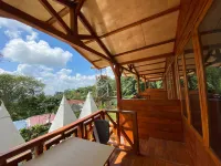Urbanview Hotel d'Pineapple Villa Ciater by RedDoorz - Wifi