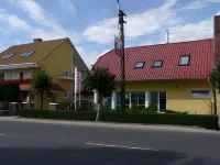 Szieszta Panzió Hotels near Sárvár Arboretum