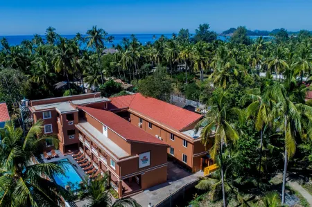 Traveller Lodge Ngapali by River Top Отели в г. Zi Phyu Kone