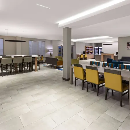 La Quinta Inn & Suites by Wyndham McAlester