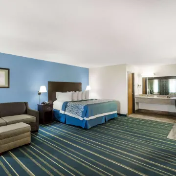 Days Inn by Wyndham Holbrook