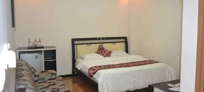 New Merdeka Hotel Hotel a Jember
