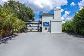Howard Johnson by Wyndham Orlando Lake Buena Vista South