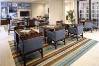 Hawthorn Suites by Wyndham Wheeling at the Highlands Hotels in Wheeling