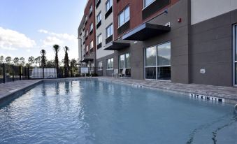 Holiday Inn Express & Suites Orlando Southeast