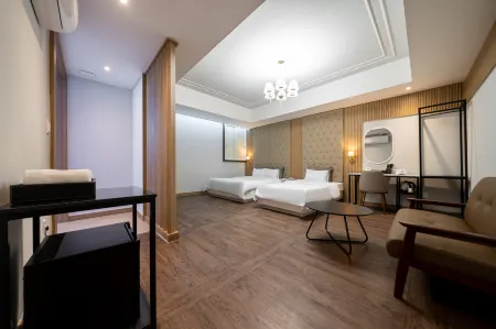 Jeongeup H Hotel Отели в г. Чонып