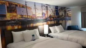 Clarion Pointe