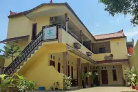 Urbanview Griya Lota Guest House Banyuwangi Hotels in Wongsorejo