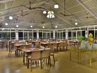 Peters Park Hotels in Yelegiri