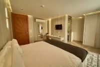 Pyramids Charm Hotel