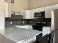 Washington A / Stylish 1BR/1BA Downtown Apt