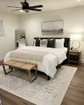 Sam Rayburn Stunner (South End) - Fully Remodeled, Water View, and Water Access