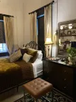 Romantic Copper ROOM at historic 123 S Washington
