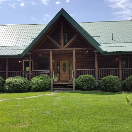Lodge on Pine Ridge, with private 50 acres