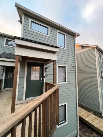 Ski in/Ski out Mountain Retreat! With abundant activities for all seasons!