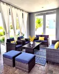 Beach  / Pool / Hot Tub / Game Room / Firepit/ Sleeps 10