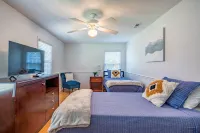 4BR Cozy Home, Close to UGA & Downtown Athens Hotels near Walmart Supercenter