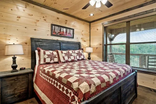 Huge Pool Cabin with Spectacular Views - Last Minute Discounts! - مسبح خاص