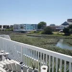Coastal Breeze Cottage - 2-Star