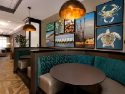 ダブルツリー バイ ヒルトン チャールストン マウント プレザント マウント・プレザントのホテル