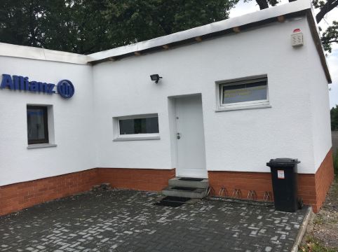 Newly built apartment (in a quiet location, good transport links, free parking