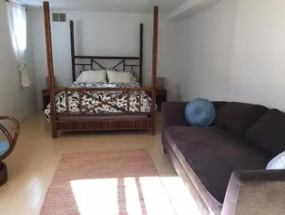Spacious 1906 Victorian in-law apartment