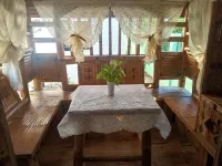 Aremen Transient, Nipa Hut with shared main house's bathroom