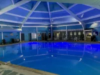 Dog Friendly Poconos Chalet with Fireplace. Close to Lakes, skiing & Kalahari