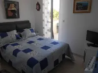 Pavillon T 72m2 Terrace 180° Sea View, Wifi, Swimming Pool, Internet, Air Conditioning, Hotels in Fleury