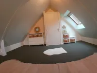 YOUR CALM AND COZY CHALET 200 M FROM THE BEACH Hotels near Juno Beach