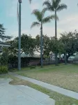 A Cozy Guesthouse in Central O.C.