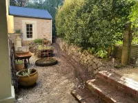 Stirling Cottage