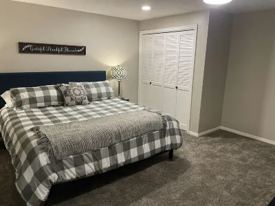 Luxury Basement Apartment with Private Entrance.  Play with Farm Animals! Hotels near Springville City Skate Park