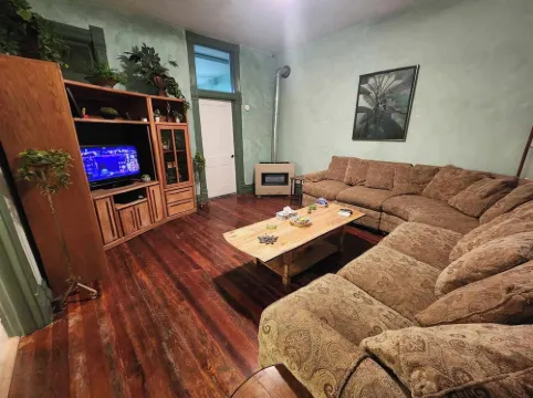 RiverView Lux: 420 Friendly Green Room, with a secret room search