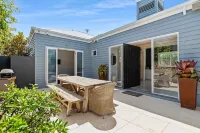 Luxurious Portsea Lakehouse