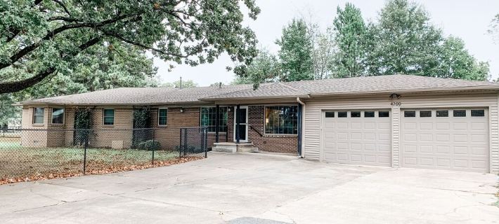 Wonderful Saline County 3-Bed, 4 Bath Off I-30 Lots of Restaurants & Shopping!!! Hotels in Saline County