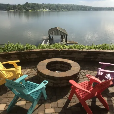 #1 Rated Vacation Home w/ Deep Water on the Main Channel