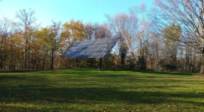 Spacious and comfortable, king bed and double futon sofa, kitchen, near 7 Oaks